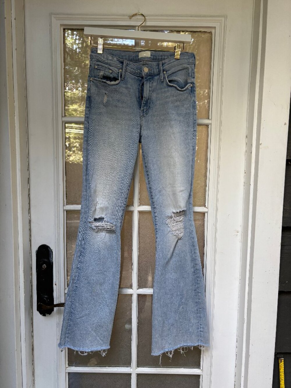 MOTHER The Weekender Fray Jeans – Size 27 – Distressed Flare